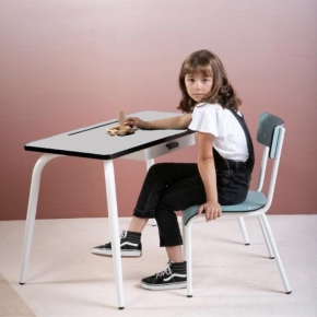 Chaise d'écolier Enfant Colette - Dossier & Assise uni Bleu Jade - Pieds blancs