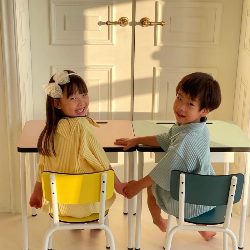 Chaise d’écolier Enfant Little Suzie – Dossier & Assise Uni Jaune Citron - Pieds Blancs