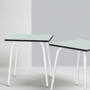 Table Retro Véra Carrée 70x70 - Stratifié uni Menthe - Pieds Blancs