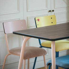 Chaise d’écolier Adulte Suzie bi-matière Dossier imprimé Amour Jaune et Assise en Tissu Uni Jaune - Pieds Bleu