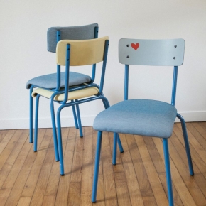 Chaise d’écolier Adulte Suzie bi-matière Dossier imprimé Amour Bleu et Assise en Tissu Uni Bleu - Pieds Bleu