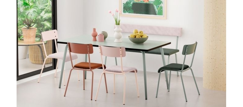 Table rectangulaire : Design rétro et convivial – Les Gambettes